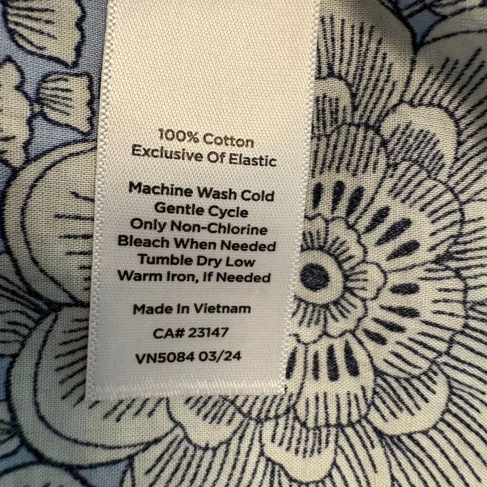 Talbots Plus Blue Floral Smocked Neck Blouse 3X Cotton - Picture 7 of 8